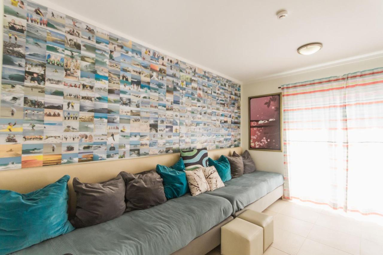 Peniche Surfcamp Hostel Балеал Екстер'єр фото