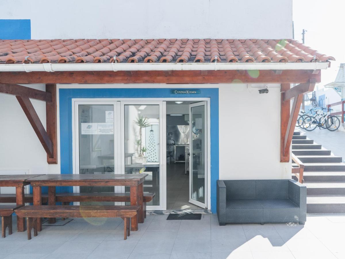Peniche Surfcamp Hostel Балеал Екстер'єр фото