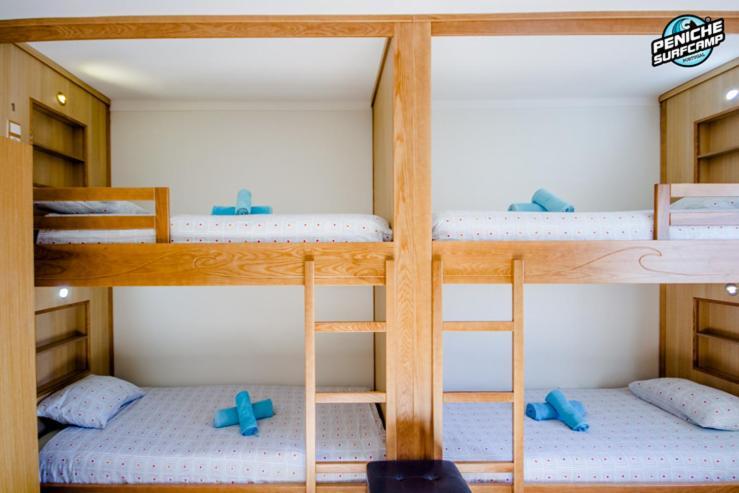 Peniche Surfcamp Hostel Балеал Екстер'єр фото
