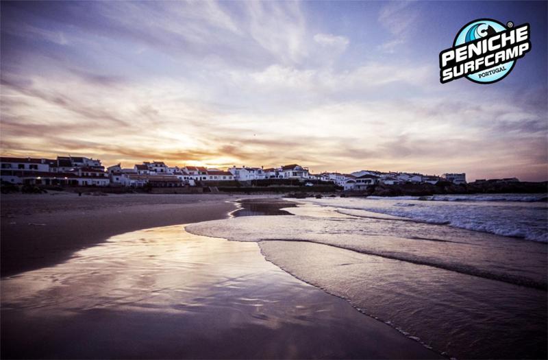 Peniche Surfcamp Hostel Балеал Екстер'єр фото